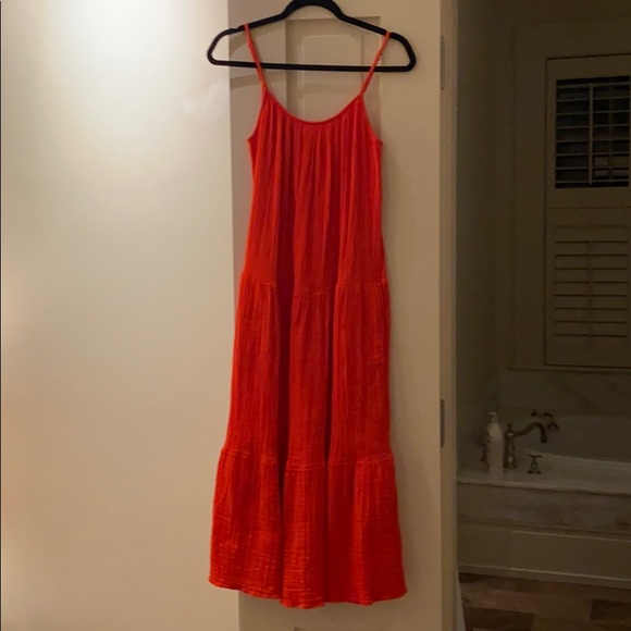 H&M Dresses & Skirts - H&M red maxi dress